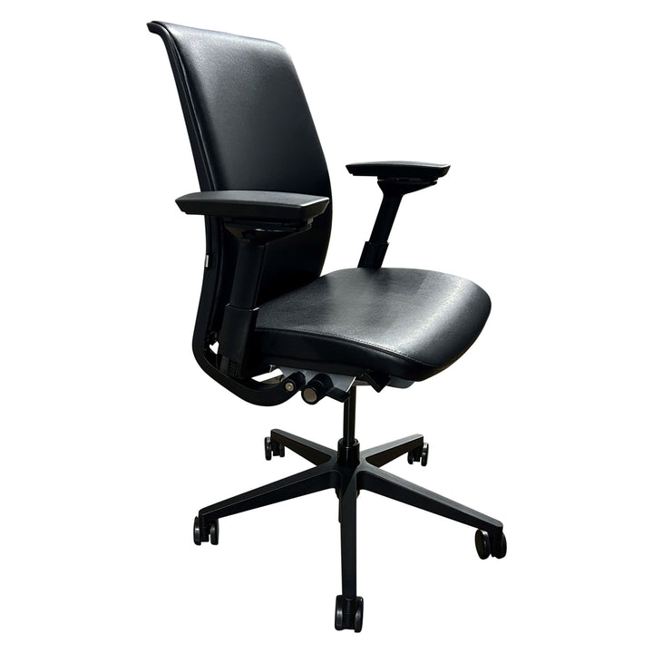 Steelcase Think V2, Black Leather - Preowned