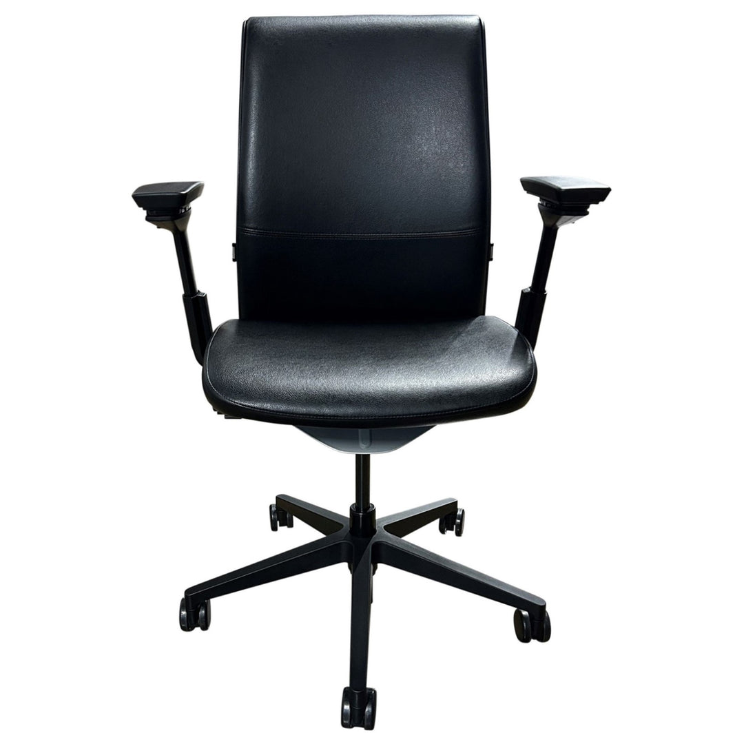 Steelcase Think V2, Black Leather - Preowned