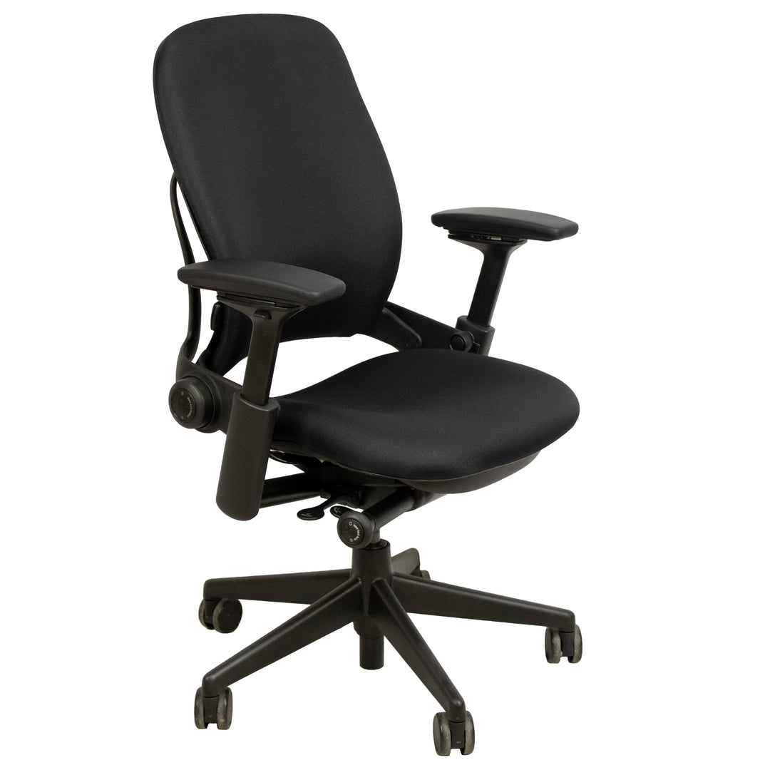 Steelcase Leap V2, Black - Preowned
