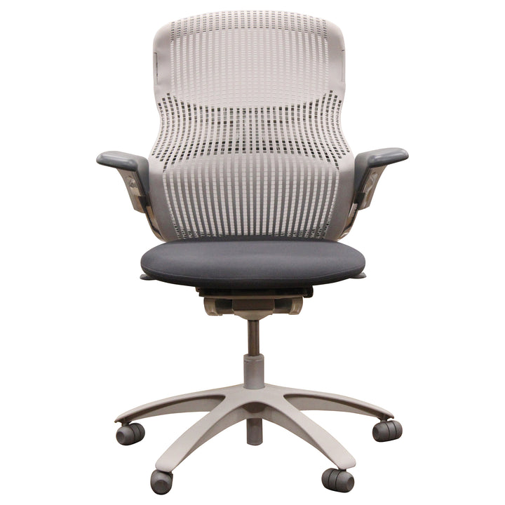 Knoll Generation Ergonomic Task Chair, White - Preowned