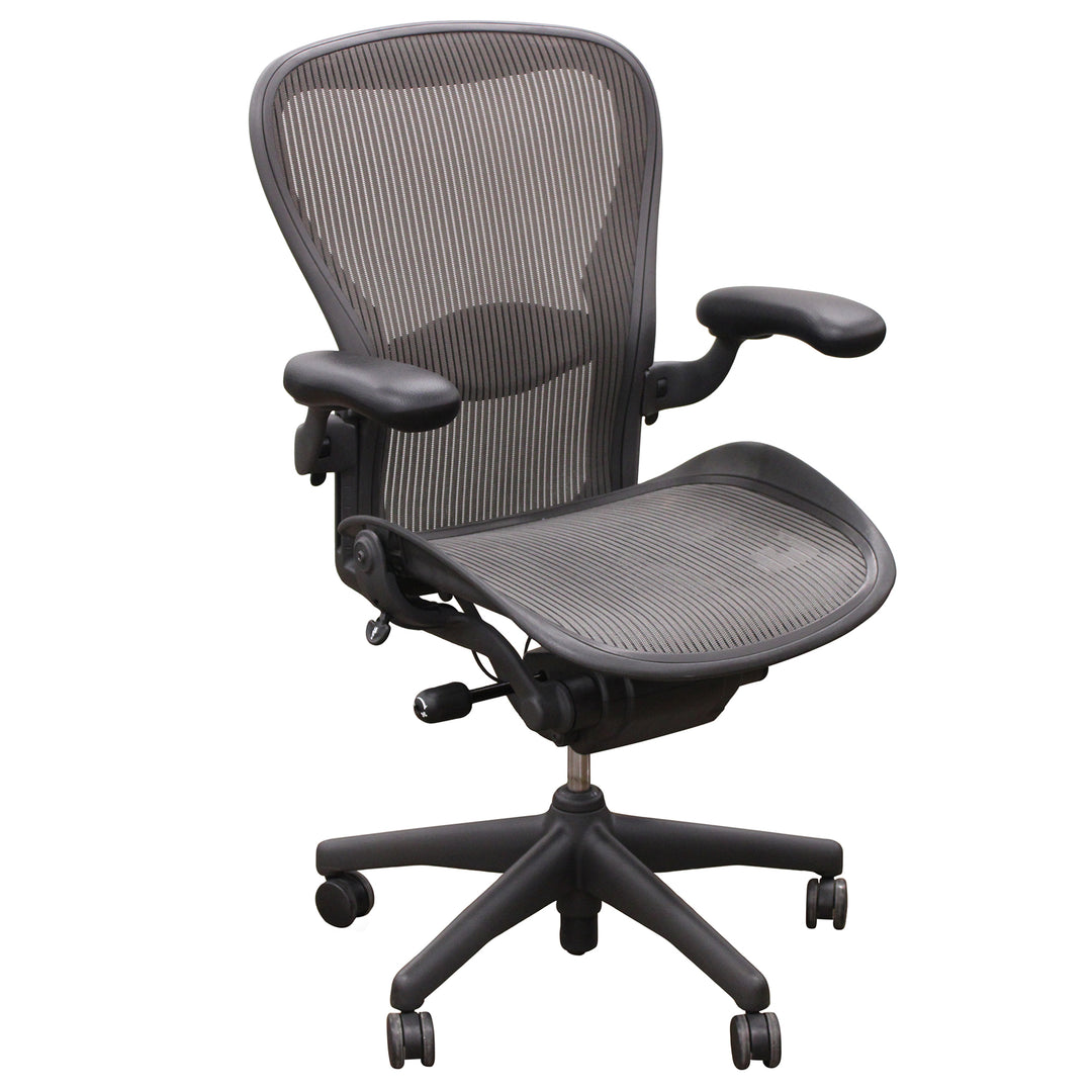 Herman Miller Aeron Task Chair Size C, Graphite Mesh - Preowned