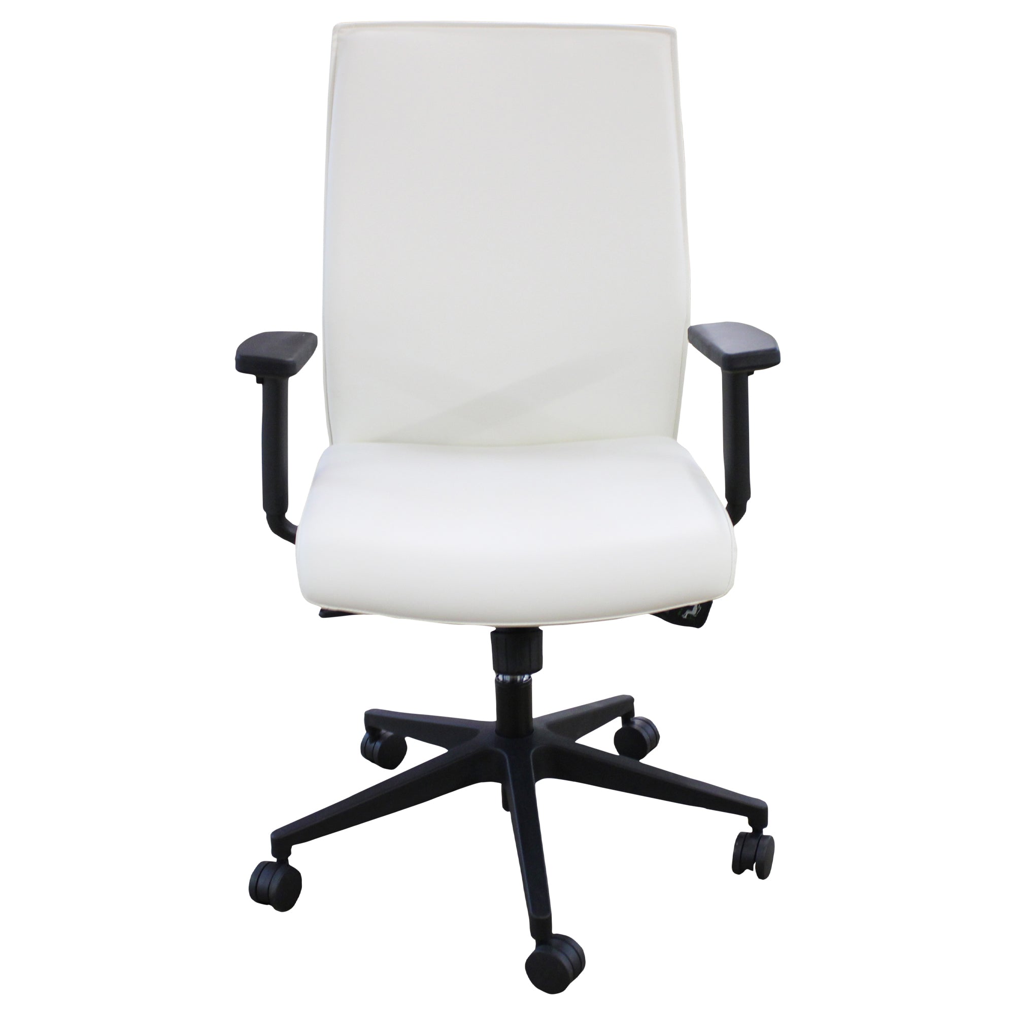 Compel Maxim Task Chair w/Black Base, Frost - Preowned