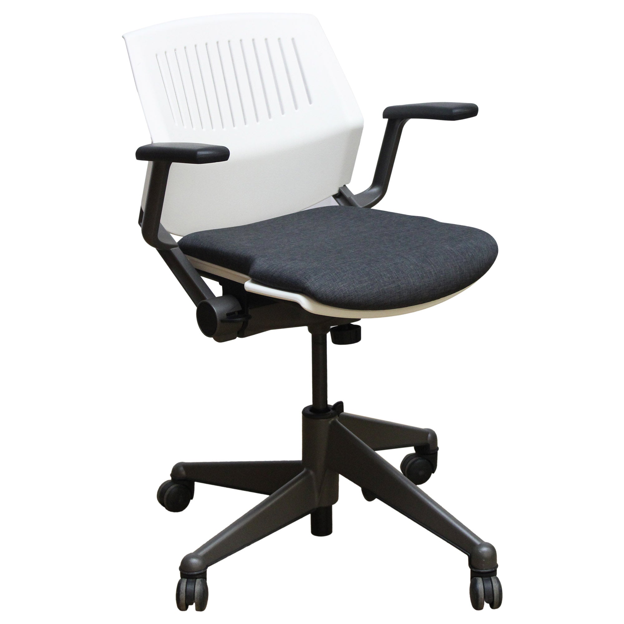 Steelcase Vecta Kart Task Chair - Graphite Base - Preowned