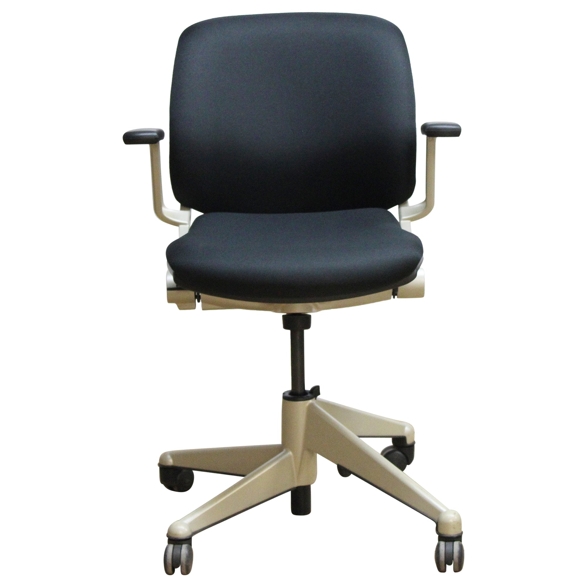 Steelcase Vecta Kart, Gold Base - Preowned